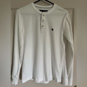 A&F men’s XS crisp white henley shirt